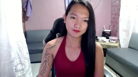 Snapshot of urasian_newra chatting on 02-24-25, 12:16 NEWRA ALLISON online show from 02-24-25, 12:16