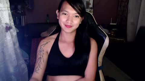 Snapshot of urasian_newra chatting on 02-27-25, 06:09 NEWRA ALLISON online show from 02-27-25, 06:09