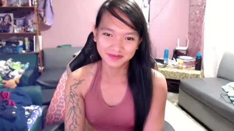 Snapshot of urasian_newra chatting on 03-01-25, 01:11 NEWRA ALLISON online show from 03-01-25, 01:11