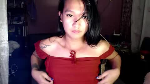 Snapshot of urasian_newra chatting on 03-08-25, 01:06 NEWRA ALLISON online show from 03-08-25, 01:06