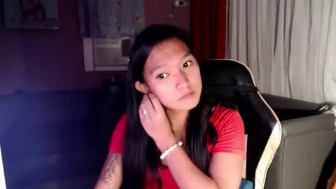 Snapshot of urasian_newra chatting on 10-01-25, 02:23 NEWRA ALLISON online show from 10-01-25, 02:23