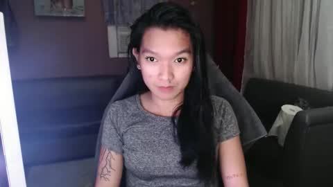 Snapshot of urasian_newra chatting on 10-23-25, 07:29 NEWRA ALLISON online show from 10-23-25, 07:29