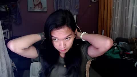 Snapshot of urasian_newra chatting on 11-17-25, 08:36 NEWRA ALLISON online show from 11-17-25, 08:36