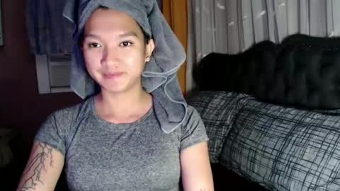 Snapshot of urasian_newra chatting on 02-18-26, 08:43 NEWRA ALLISON online show from 02-18-26, 08:43