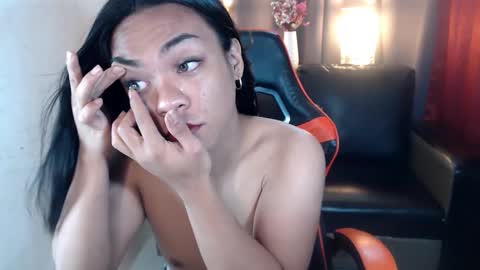 Snapshot of urasian_olivia1 chatting on 01-02-25, 06:29 Olivia online show from 01-02-25, 06:29