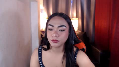 Snapshot of urasian_olivia1 chatting on 01-09-25, 08:24 Olivia online show from 01-09-25, 08:24