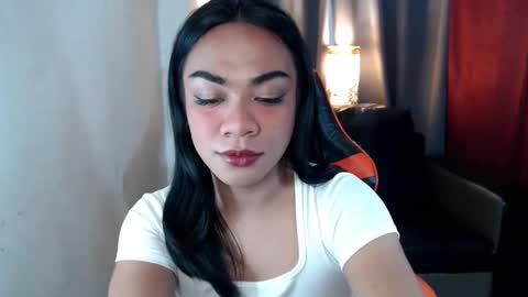 Snapshot of urasian_olivia1 chatting on 01-14-25, 09:35 Olivia online show from 01-14-25, 09:35