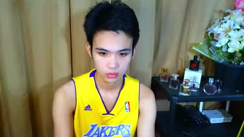 urasiancumboix2 online show from 11-15-25, 05:31