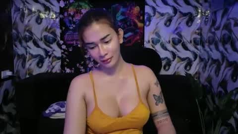 Snapshot of urasiandreamgirlxxx chatting on 03-07-26, 05:37 jess online show from 03-07-26, 05:37