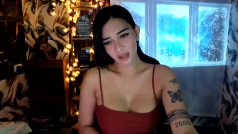 Snapshot of urasiandreamgirlxxx chatting on 07-21-26, 10:06 jess online show from 07-21-26, 10:06
