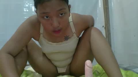 Snapshot of urasiangurl18 chatting on 03-12-26, 01:23 urasiangurl18 online show from 03-12-26, 01:23