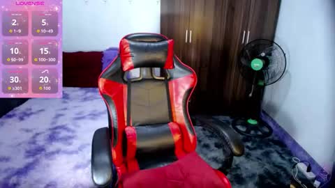 KENDRA online show from 11-27-25, 02:57