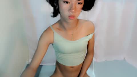 urasianyana online show from 04-18-26, 07:07