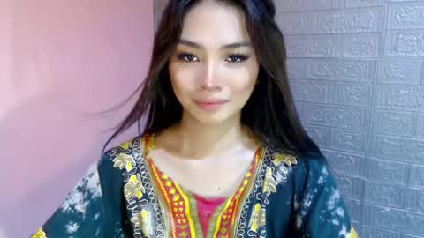 Clara online show from 02-17-25, 05:25