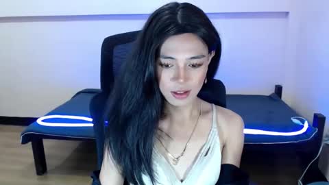 Miss alexa online show from 04-24-26, 07:33