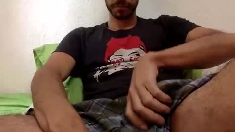 Snapshot of urbestbigdick chatting on 12-18-24, 06:46 urbestbigdick online show from 12-18-24, 06:46