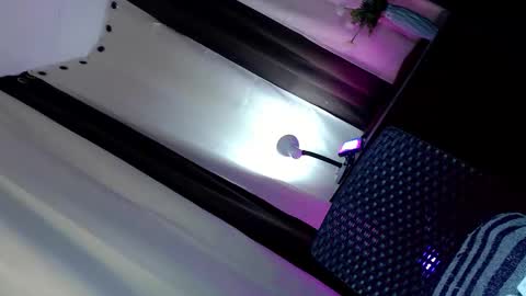 Haley Mhate online show from 09-23-25, 07:11