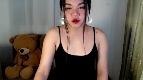 Snapshot of urbitchfantasexx_miles25 chatting on 12-25-24, 12:58 Miles online show from 12-25-24, 12:58