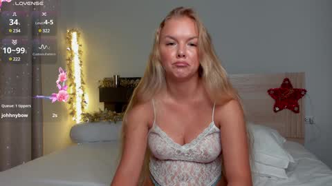 Ksenia Pterson online show from 12-20-24, 12:30