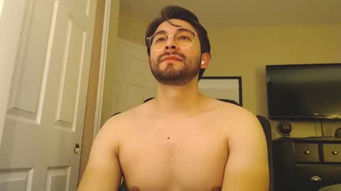 Snapshot of urbonbon_3 chatting on 11-16-25, 12:49 Love ur Marshmellow online show from 11-16-25, 12:49