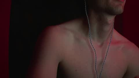 urboytoy_512 online show from 12-18-24, 09:14