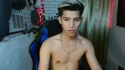 Snapshot of urcutefucking_asianboy chatting on 11-14-25, 05:55 ASIANBBYBOY online show from 11-14-25, 05:55