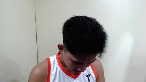 Snapshot of urcutie_asianboy chatting on 09-26-25, 07:56 KEN online show from 09-26-25, 07:56