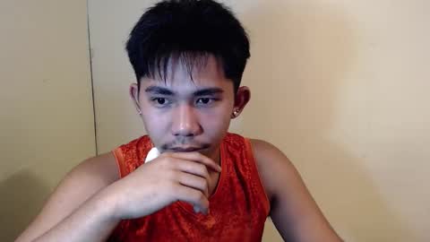 Snapshot of urcutie_asianboy chatting on 10-03-25, 01:41 KEN online show from 10-03-25, 01:41