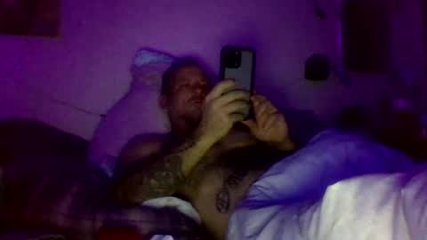 urdaddy875867 online show from 03-02-25, 06:05