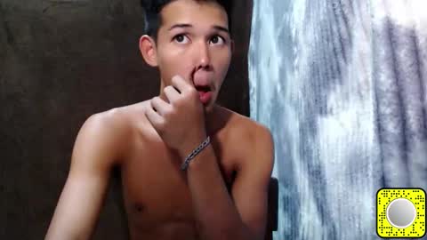 urdreamboy_clarin online show from 04-30-26, 04:52