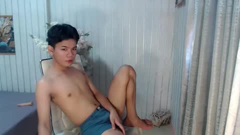 Snapshot of urdreamboy_doms chatting on 04-24-26, 04:15 urdreamboy_doms online show from 04-24-26, 04:15