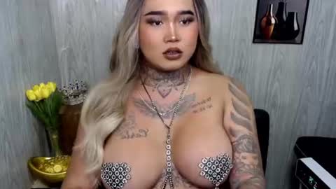Maxxie online show from 06-23-26, 07:39