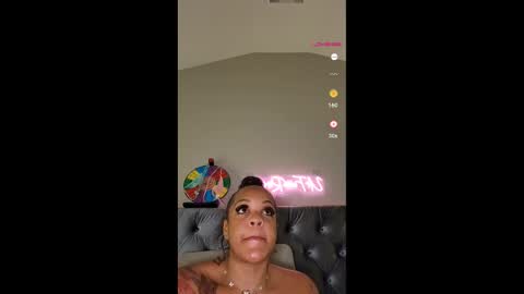 urfaveriri online show from 11-29-25, 11:24