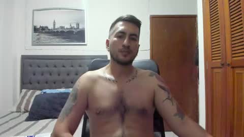 Snapshot of urfavoriteboy96 chatting on 06-27-26, 11:32 Andres Jordi online show from 06-27-26, 11:32