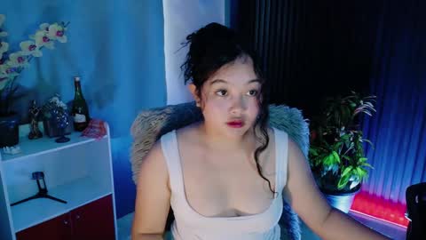 Snapshot of urfavouritecravings chatting on 02-23-26, 03:15 Scarlet online show from 02-23-26, 03:15