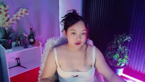 Snapshot of urfavouritecravings chatting on 03-02-26, 02:14 Scarlet online show from 03-02-26, 02:14