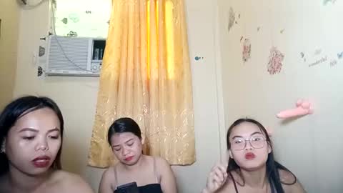 Snapshot of urfavrte_haidy chatting on 11-11-25, 04:34 urfavrte_haidy online show from 11-11-25, 04:34