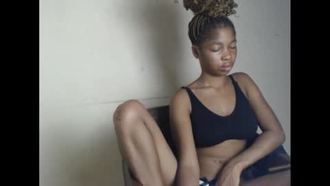 Snapshot of urflirtydoll chatting on 01-22-25, 03:31 urflirtydoll online show from 01-22-25, 03:31