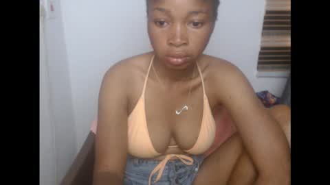 Snapshot of urflirtydoll chatting on 10-13-25, 03:56 urflirtydoll online show from 10-13-25, 03:56