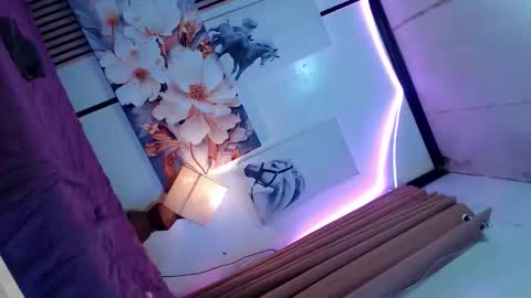 Snapshot of urgirljen chatting on 03-01-26, 12:07 amara online show from 03-01-26, 12:07