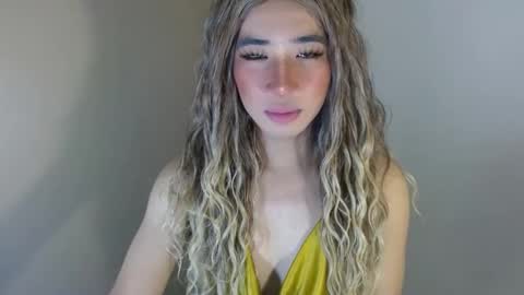 Snapshot of urguy_habibi chatting on 04-22-26, 12:28 Bib online show from 04-22-26, 12:28