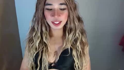 Snapshot of urguy_habibi chatting on 05-13-26, 07:55 Bib online show from 05-13-26, 07:55