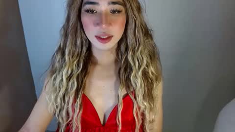 Snapshot of urguy_habibi chatting on 05-15-26, 12:45 Bib online show from 05-15-26, 12:45