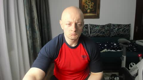 Snapshot of urgymcrush chatting on 01-23-25, 11:15 UrGymCrush online show from 01-23-25, 11:15