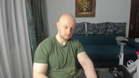 Snapshot of urgymcrush chatting on 02-05-25, 02:08 UrGymCrush online show from 02-05-25, 02:08