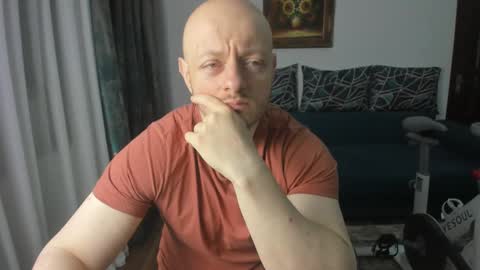 Snapshot of urgymcrush chatting on 02-09-25, 09:28 UrGymCrush online show from 02-09-25, 09:28