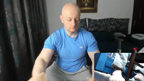 Snapshot of urgymcrush chatting on 02-22-25, 03:01 UrGymCrush online show from 02-22-25, 03:01