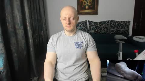 Snapshot of urgymcrush chatting on 02-22-25, 11:03 UrGymCrush online show from 02-22-25, 11:03