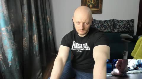 Snapshot of urgymcrush chatting on 03-07-25, 11:27 UrGymCrush online show from 03-07-25, 11:27