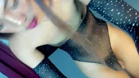 zoey noir online show from 09-18-25, 01:18